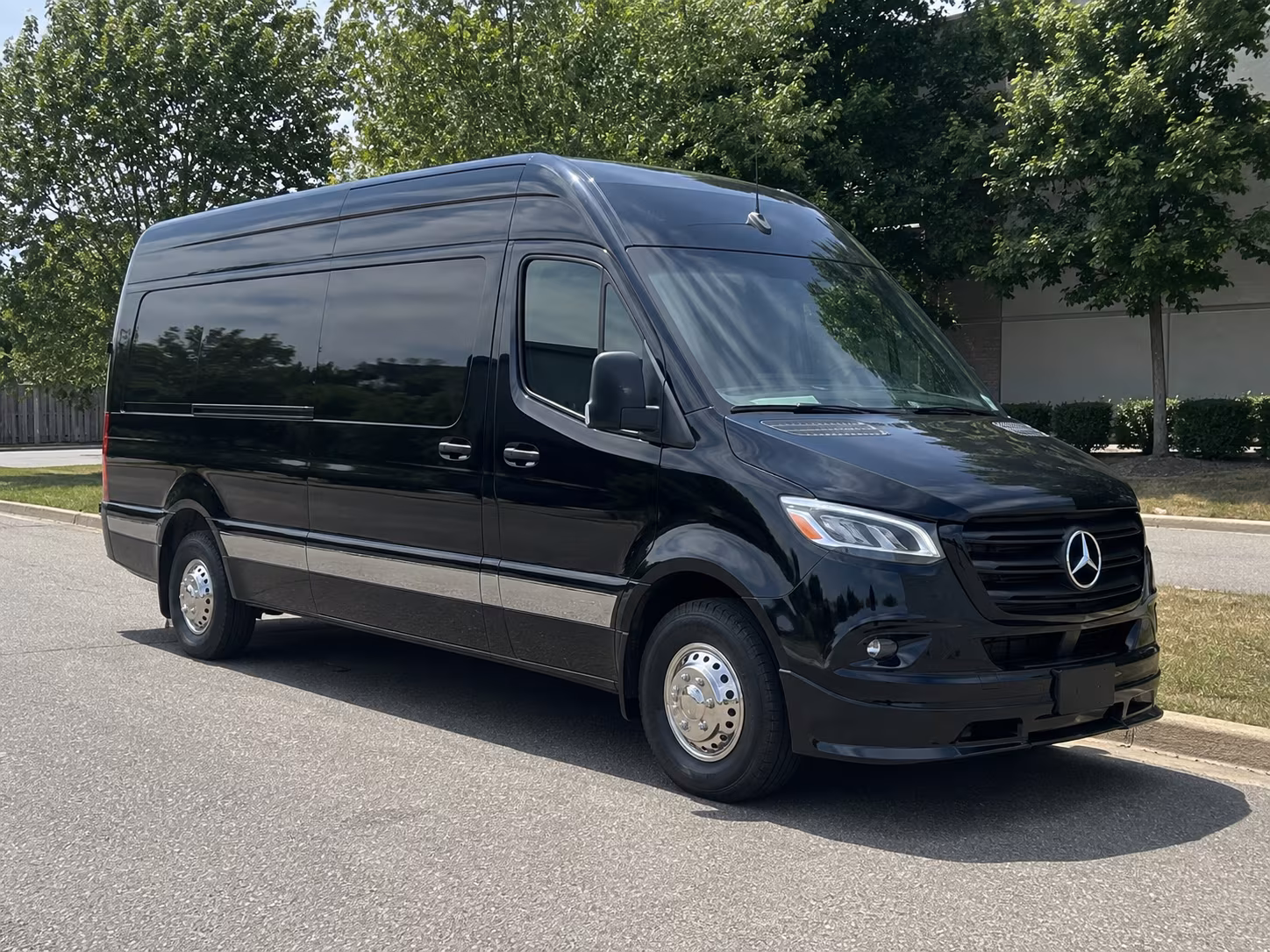 find the perfect transportation for your next wedding 1