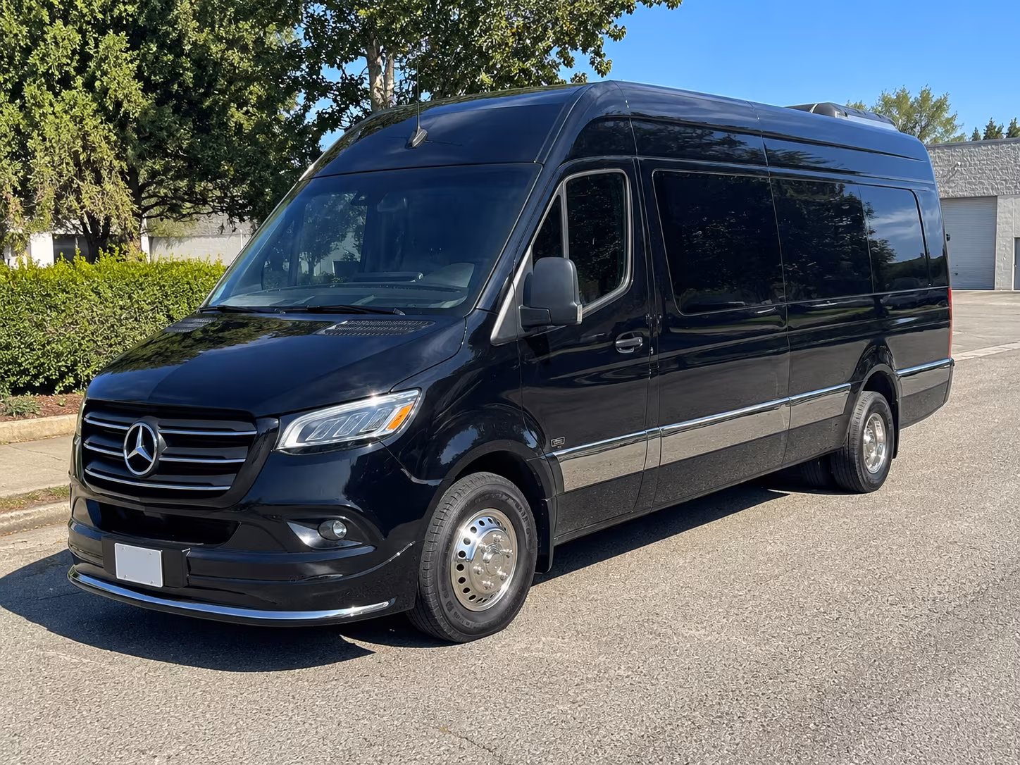 find the perfect transportation for your next wedding 4
