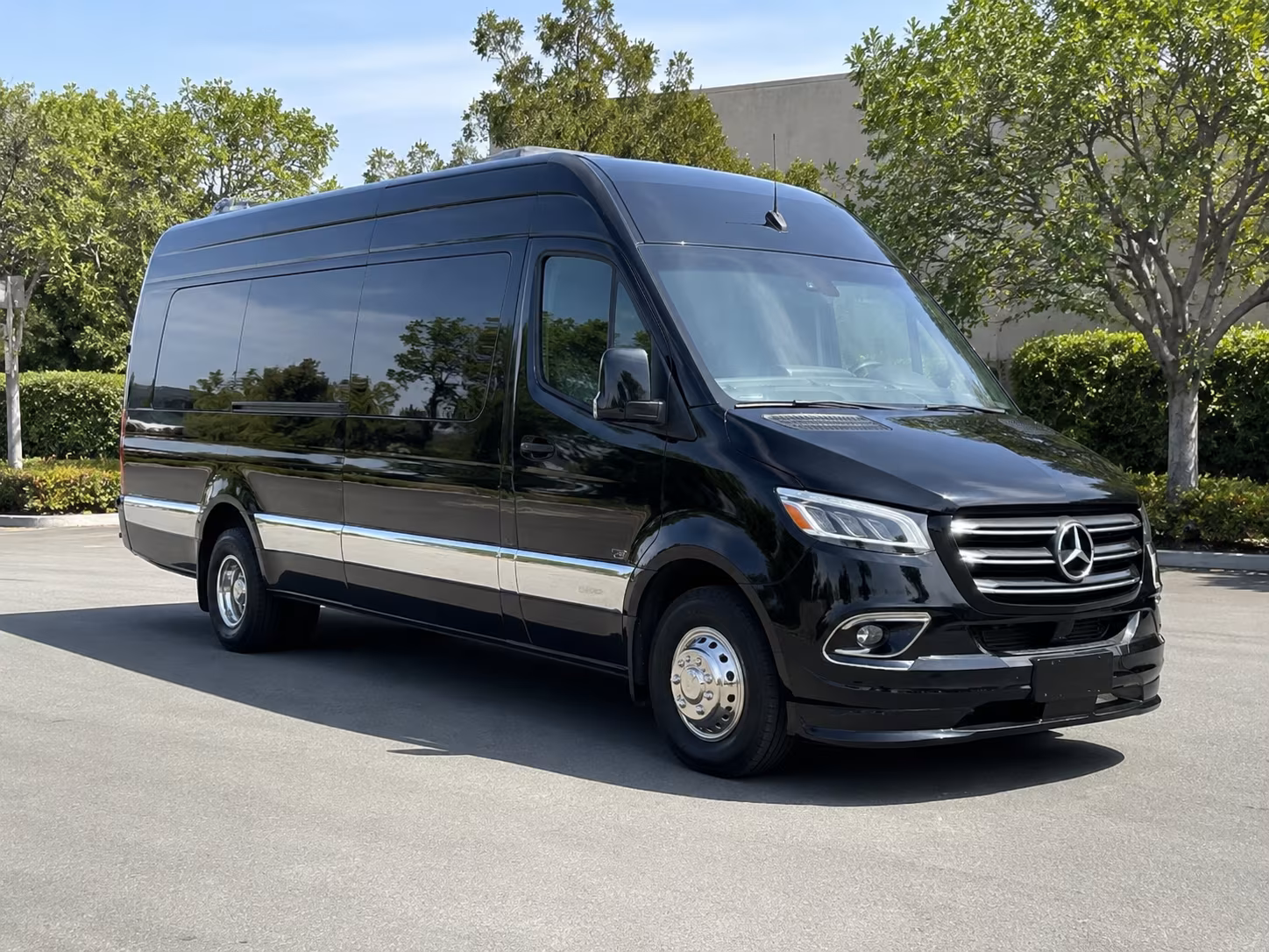 spokane 15 passenger sprinter van