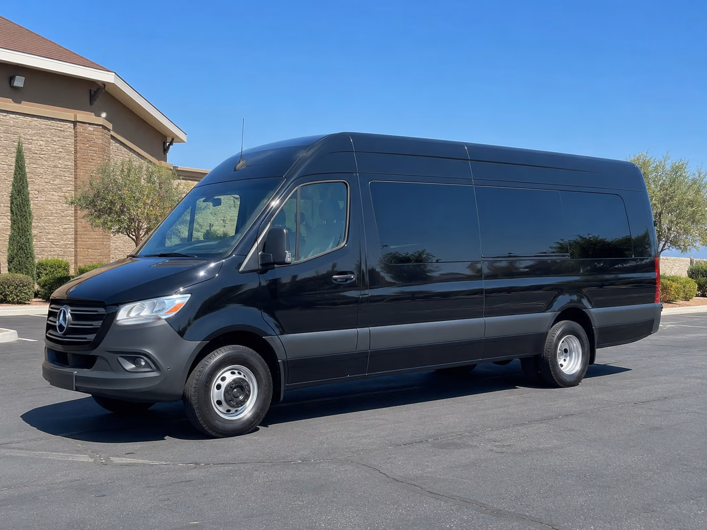 spokane 20 passenger sprinter van