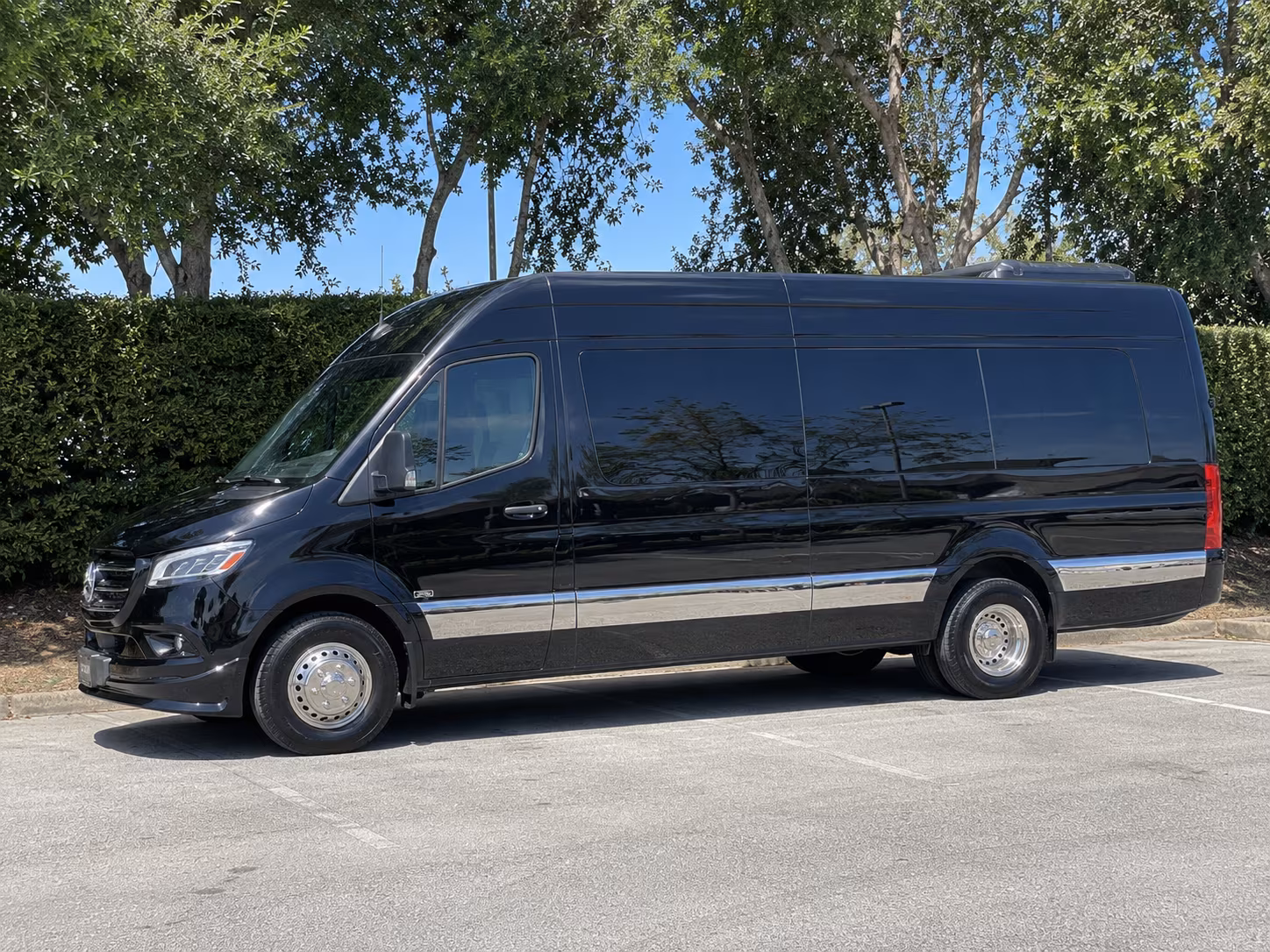 spokane 8 passenger sprinter van