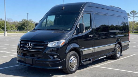 spokane 8 passenger sprinter van